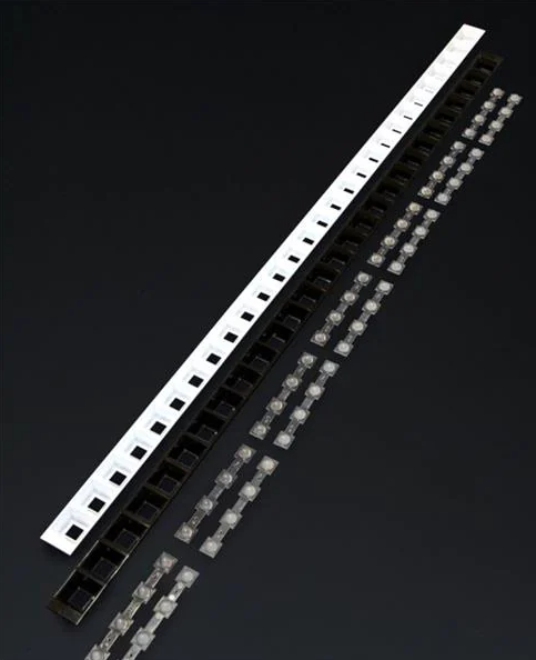 C16783_DAISY-28X1-SHD-WHT