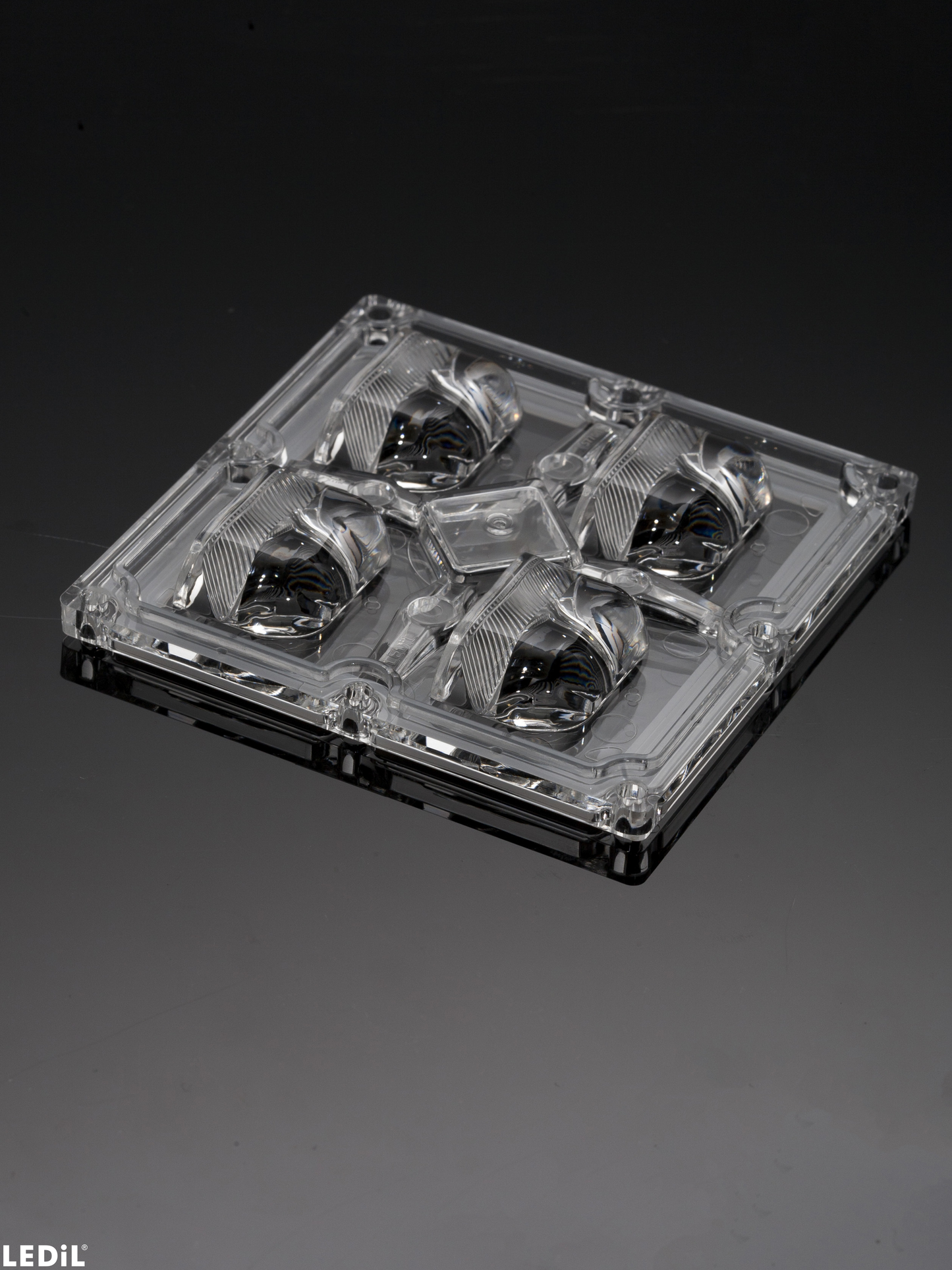 CS15771_STRADA-2X2MX-8-T2